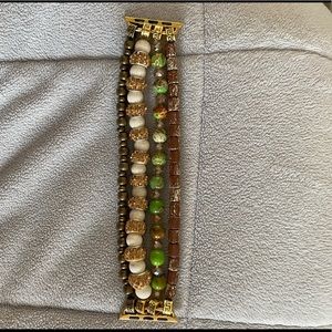 Stretch Apple Watch band. Elastic for the perfect fit for everyone